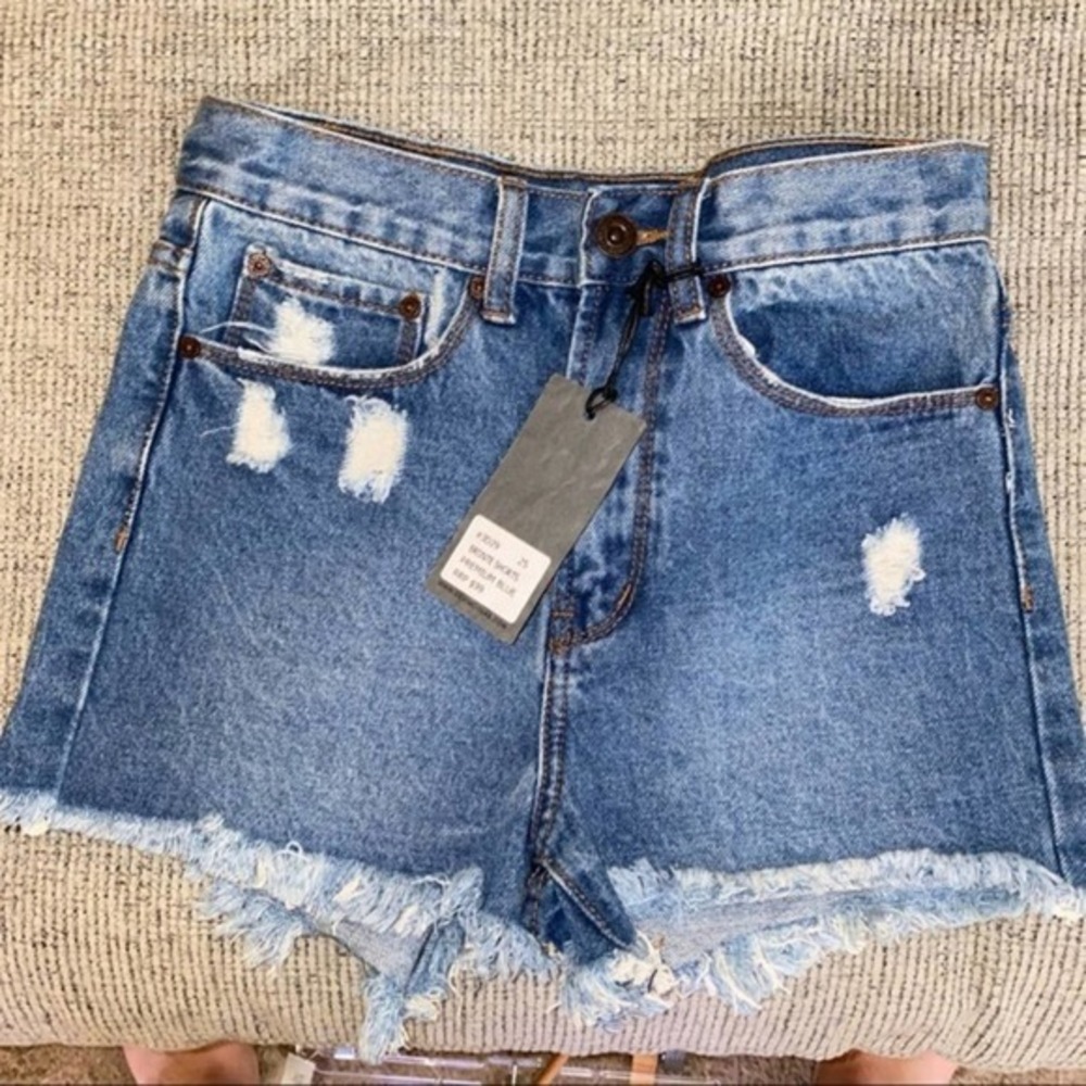 25 Denim colab saltwater distressed denim shorts